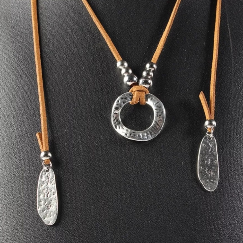 Boho Western Long Choker Necklace Hammered - Picture 4 of 5